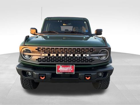 Used 2023 Ford Bronco Badlands image 9