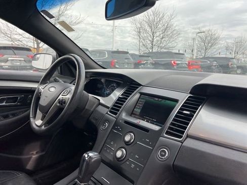 Used 2015 Ford Taurus SEL w/ Equipment Group 201A image 30