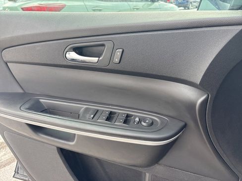 Used 2012 GMC Acadia SLT image 36