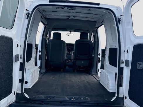 Used 2021 Nissan NV200 S w/ Back Door Glass Package FWD image 8