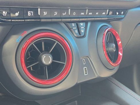 Used 2020 Chevrolet Blazer RS AWD/4WD image 32