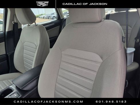 Used 2020 Ford Fusion S FWD image 18