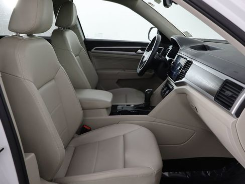 Used 2022 Volkswagen Atlas SE image 19