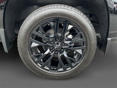 New 2026 Chevrolet Silverado 1500 High Country image 8