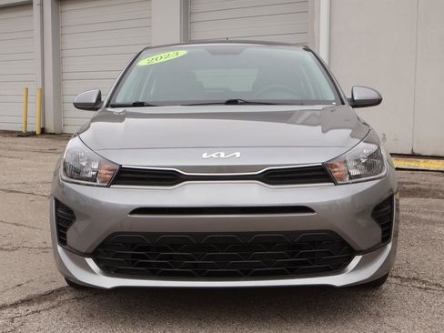 Used 2023 Kia Rio S image 2