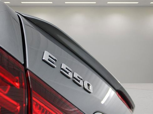 Used 2017 Mercedes-Benz E 550 E 550 image 22