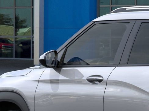 New 2026 Chevrolet TrailBlazer LT FWD image 12