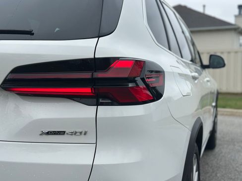 Certified 2024 BMW X5 xDrive40i w/ Premium Package image 12