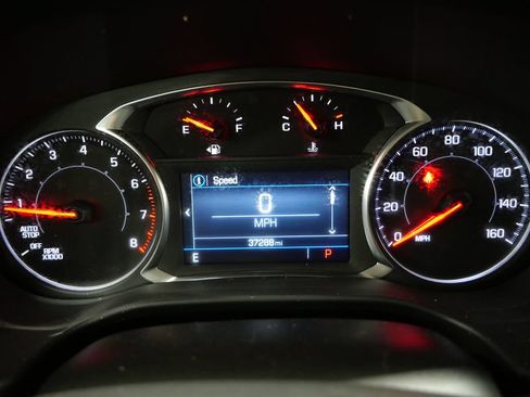 Used 2023 GMC Acadia SLE FWD image 15