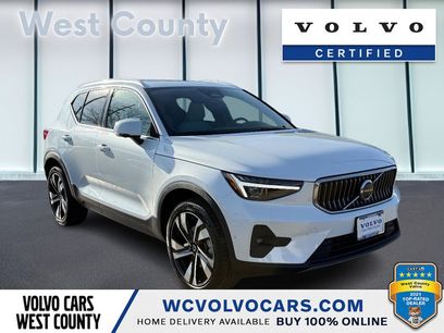 Used 2023 Volvo XC40 B5 Ultimate w/ Protection Package Premier