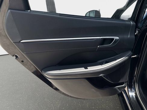 Used 2023 Hyundai Sonata Limited FWD image 10