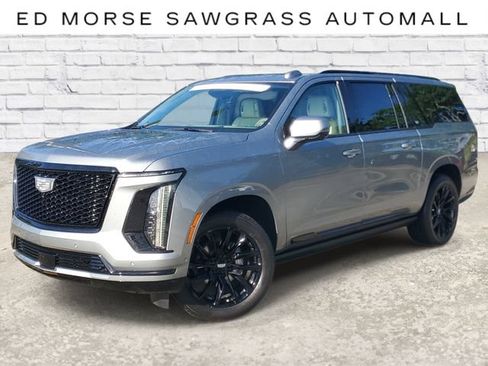 Used 2025 Cadillac Escalade ESV Sport Platinum w/ LPO, Floor Liner Package AWD/4WD image 1