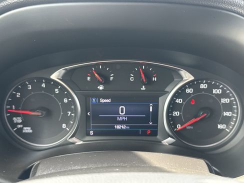 Used 2023 GMC Terrain SLE w/ Driver Convenience Package FWD image 23