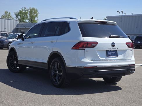 Certified 2024 Volkswagen Tiguan SE AWD/4WD image 5