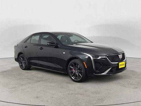Certified 2025 Cadillac CT4 Sport w/ Super Cruise Package AWD/4WD image 3
