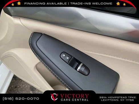 Used 2023 Nissan Maxima SV w/ Floor Mat Group image 17