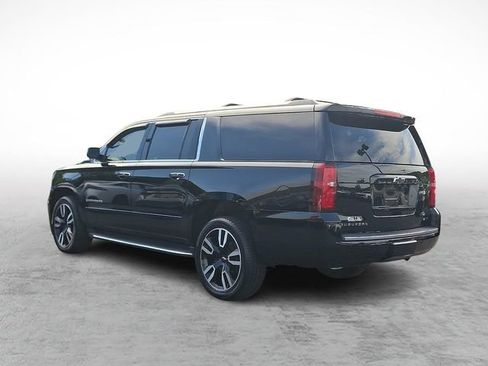 Used 2018 Chevrolet Suburban Premier AWD/4WD image 4