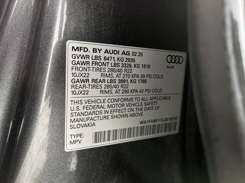 Used 2020 Audi Q8 Prestige w/ Prestige Package image 28