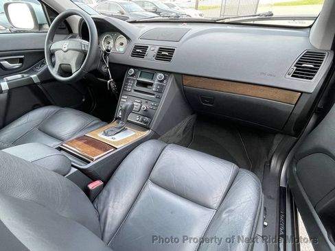 Used 2011 Volvo XC90 3.2 AWD/4WD image 16
