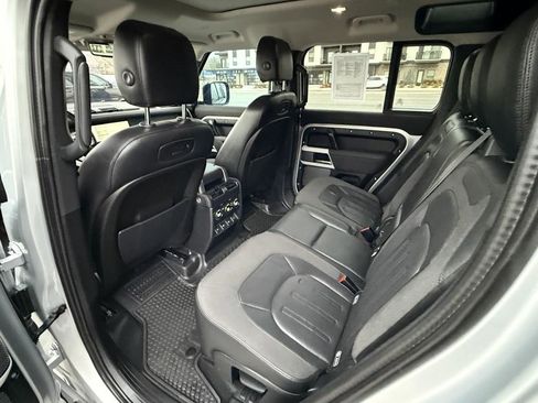 Used 2020 Land Rover Defender 110 First Edition AWD/4WD image 26