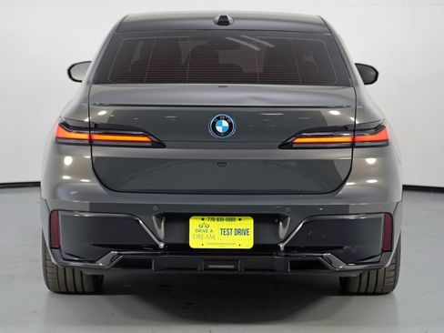 Used 2024 BMW i7 eDrive50 w/ M Sport Package image 59
