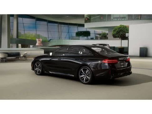 New 2026 BMW 530i w/ M Sport Package image 2