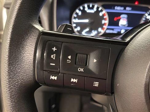 Used 2023 Nissan Rogue SV FWD image 18