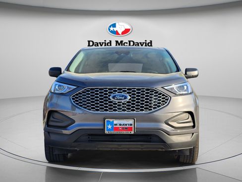 Used 2024 Ford Edge SE image 8