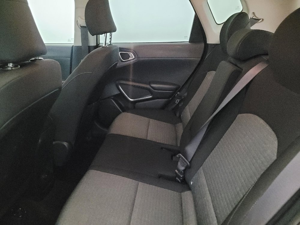 Used 2020 Kia Soul EX FWD image 18