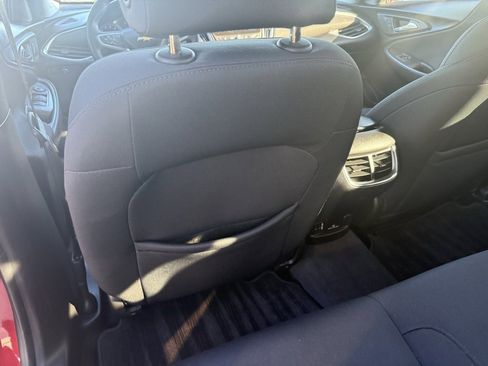 Used 2016 Chevrolet Malibu LT image 31