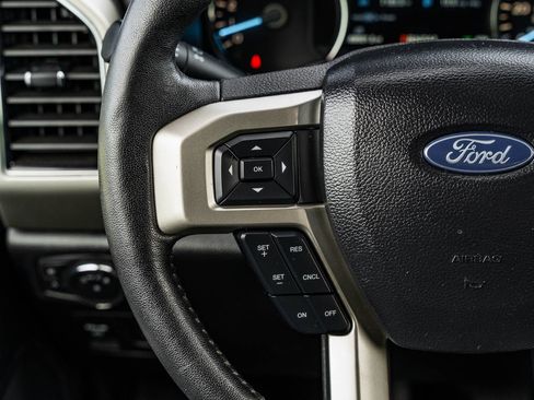 Used 2020 Ford F150 Lariat AWD/4WD image 24