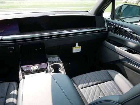 New 2026 Cadillac Escalade IQ Sport 1 w/ LPO, ONYX Package image 9