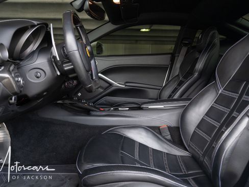 Used 2015 Ferrari F12 Berlinetta image 26