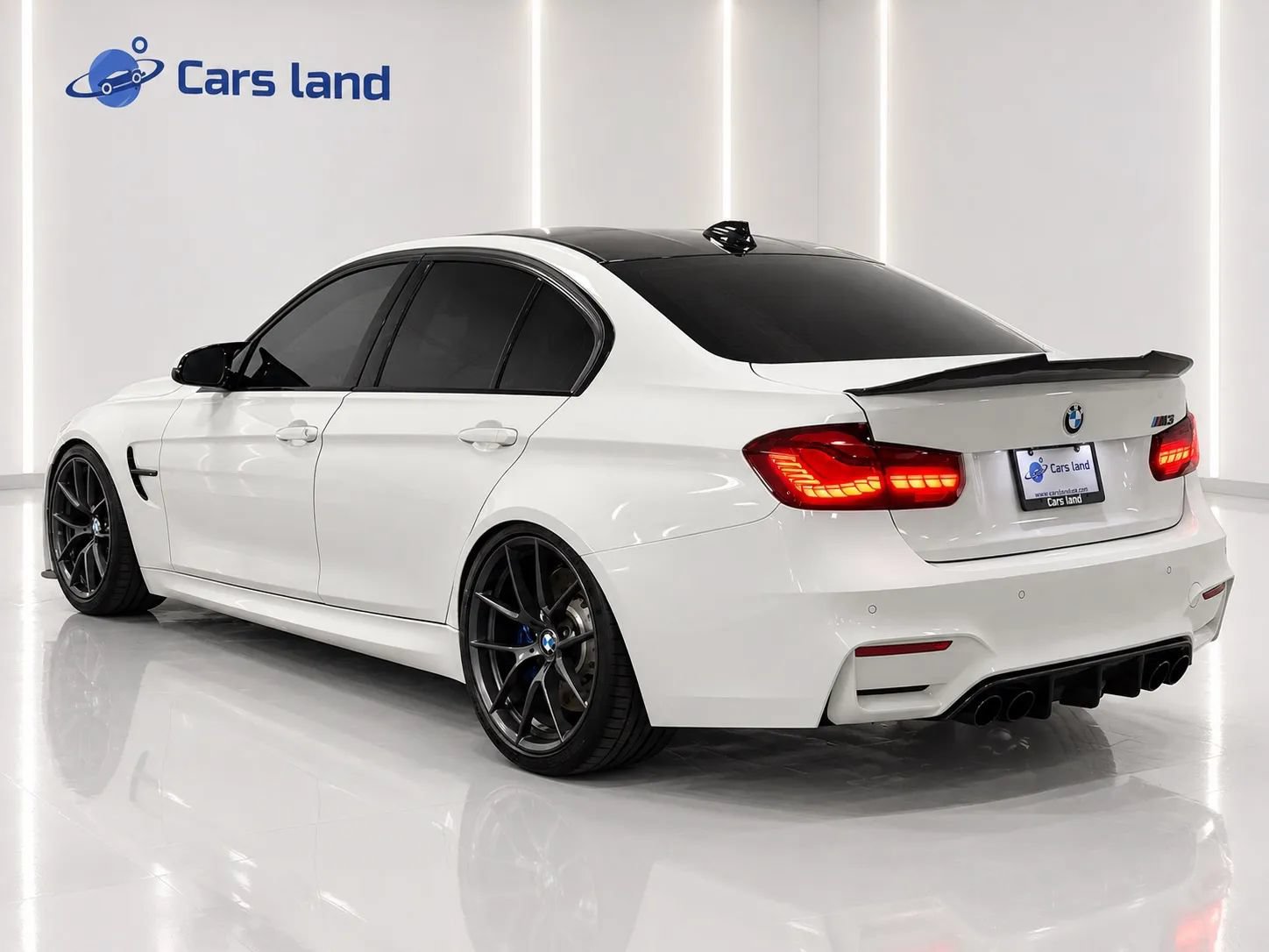 Used 2018 BMW M3 w/ Competition Package RWD image 5