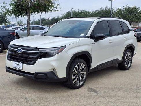 New 2026 Subaru Forester Touring AWD/4WD image 3