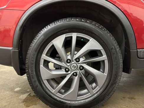 Used 2016 Nissan Rogue AWD image 37