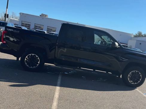 New 2026 Toyota Tundra SR5 image 9