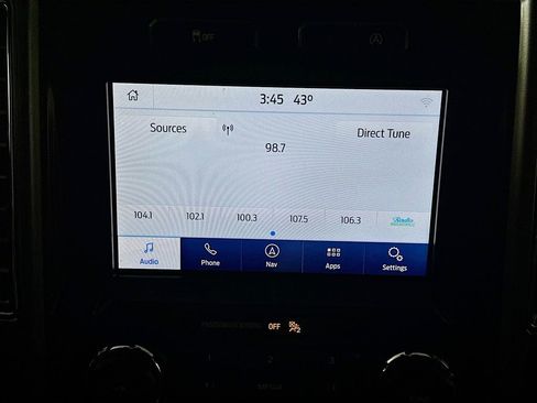 Used 2020 Ford F150 XLT w/ Equipment Group 302A Luxury image 17