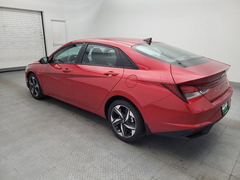 Used 2023 Hyundai Elantra SEL w/ Convenience Package FWD image 3