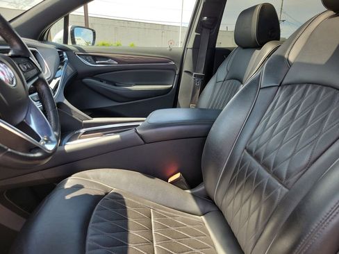 Used 2023 Buick Enclave Avenir w/ Avenir Technology Package AWD/4WD image 22