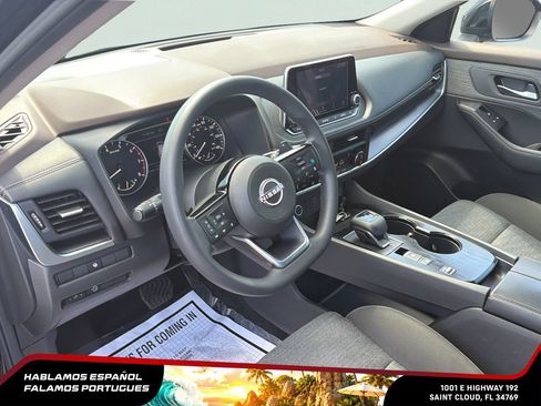 Used 2023 Nissan Rogue SV FWD image 14