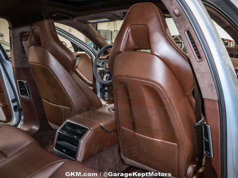 Used 2020 Porsche Panamera Turbo S image 96