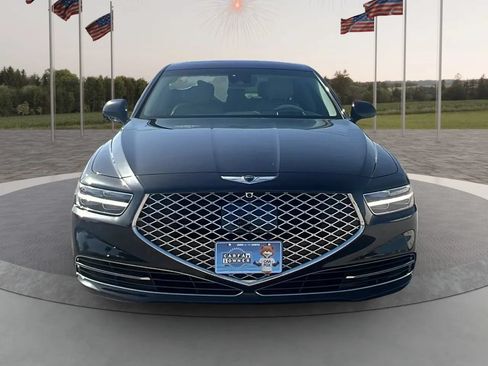 Used 2021 Genesis G90 5.0 Ultimate RWD image 2