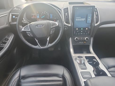 Certified 2023 Ford Edge SEL w/ Convenience Package AWD/4WD image 6