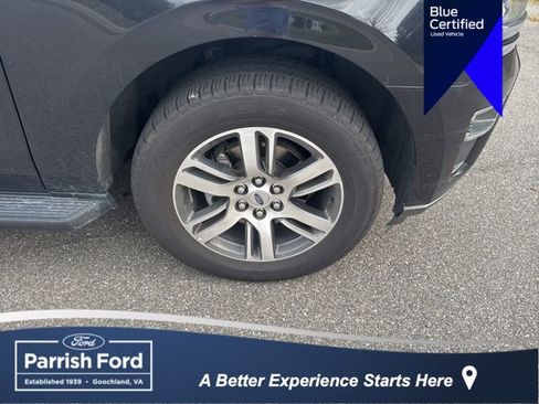 Certified 2024 Ford Expedition Limited image 17
