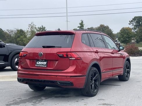 Used 2024 Volkswagen Tiguan SE R-Line image 7