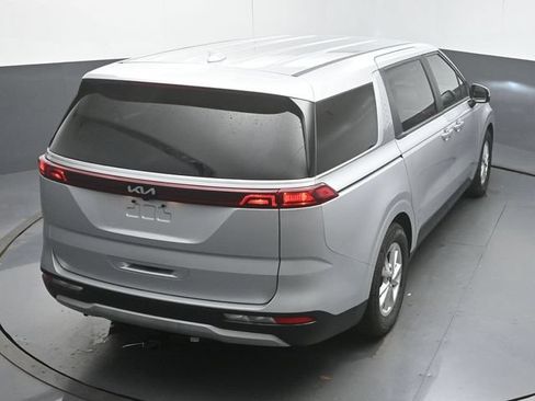 Used 2022 Kia Carnival LX FWD image 43