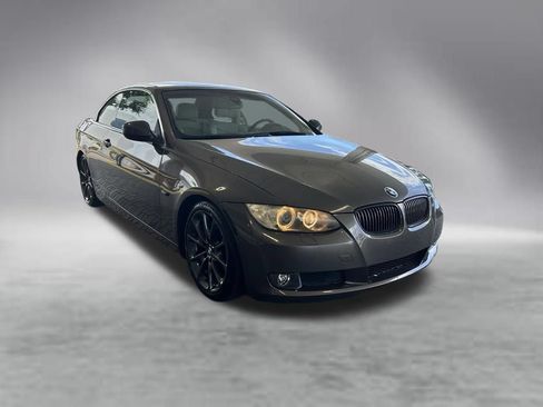 Used 2010 BMW 328i Convertible RWD image 2