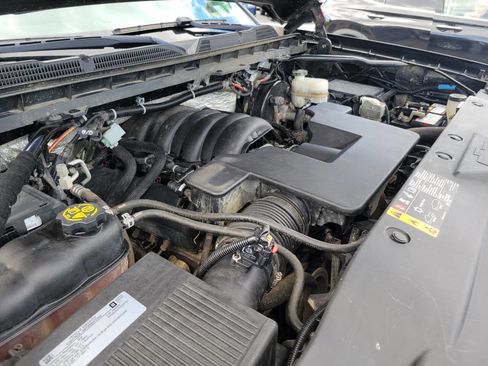 Used 2018 Chevrolet Silverado 1500 W/T w/ Special Service Package image 40