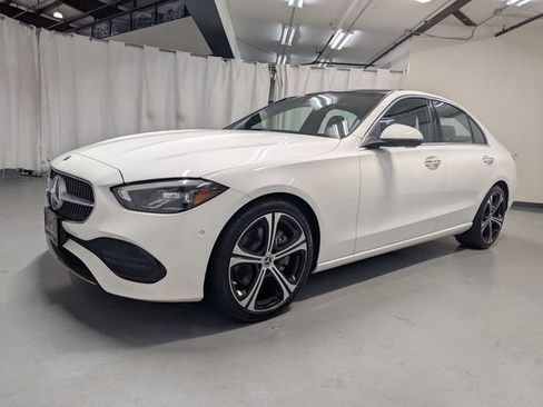 Used 2025 Mercedes-Benz C 300 Sedan image 5
